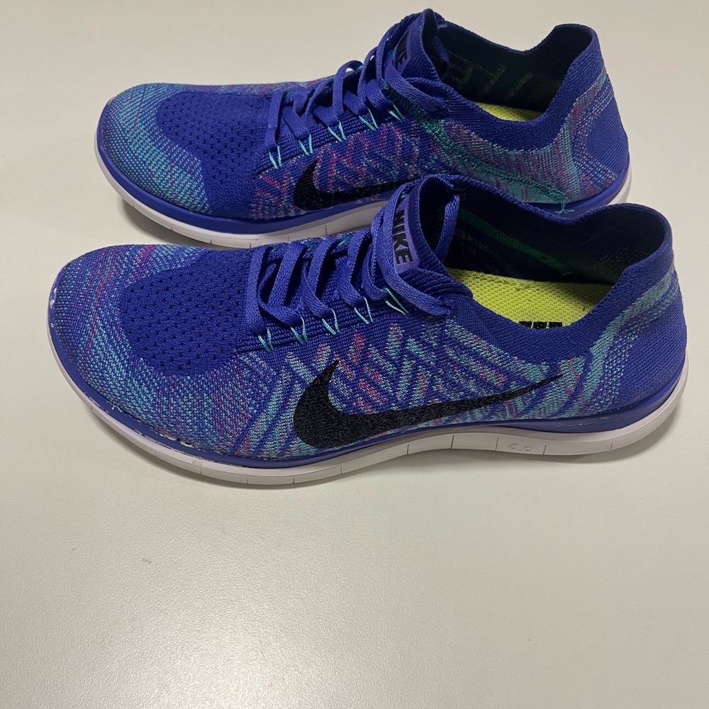 Nike flyknit free 4.0 size 10 women